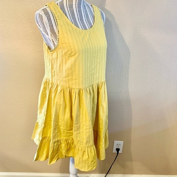 NWT Elia-Cher Dress Small Gold Yellow Sleeveless Mini Pleated Skirt Crochet New - Picture 5 of 14